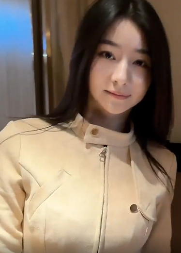 秀人网清纯大美女熊小诺高价定制剧情以身抵债被下药捏奶抠穴漏奶头逼毛骚声呻吟 NEJ