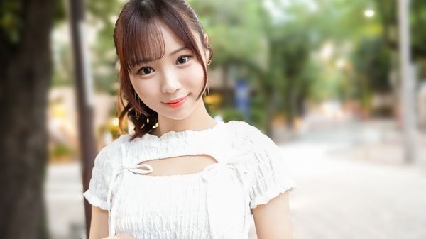 SIRO-5593 童顔美少女が隠し持っていた最終兵器デカチクビ！