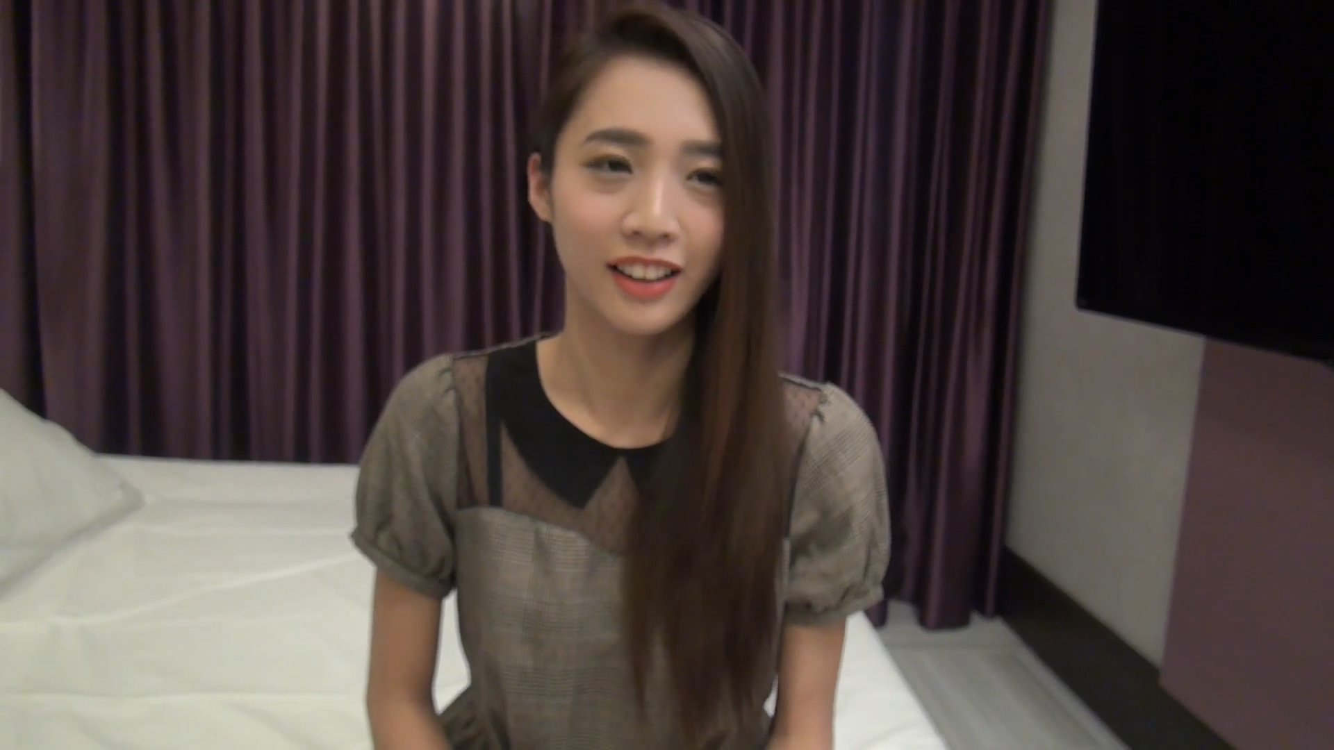 FC2-745325混血20歲無毛美女完全露臉秘密調教 CER